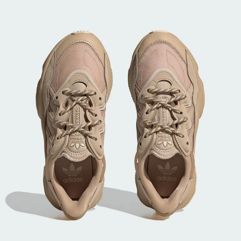 adidas OZWEEGO Magic Beige / Magic Beige / Sand Strata (IG7418)
