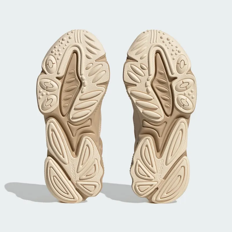 adidas OZWEEGO Magic Beige / Magic Beige / Sand Strata (IG7418)