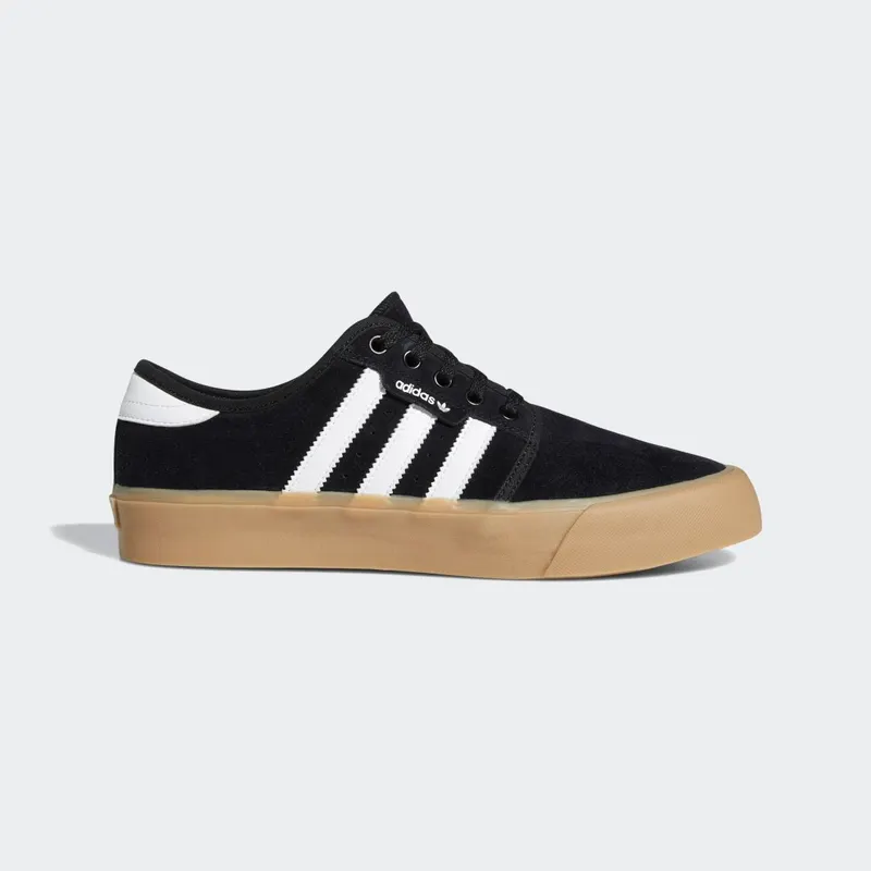adidas Seeley XT Core Black / Cloud White / Gum (EG2632)