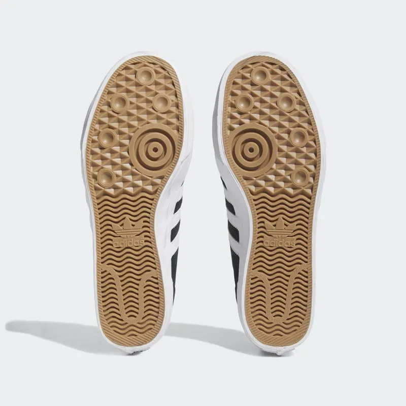 adidas Nizza Low ADV Core Black / Cloud White / Cloud White (HQ3632)