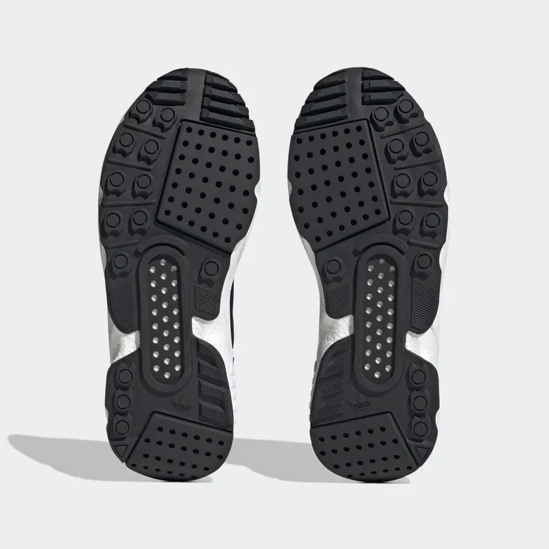 adidas ZX 22 BOOST Core Black / Cloud White / Cloud White (HP2770)