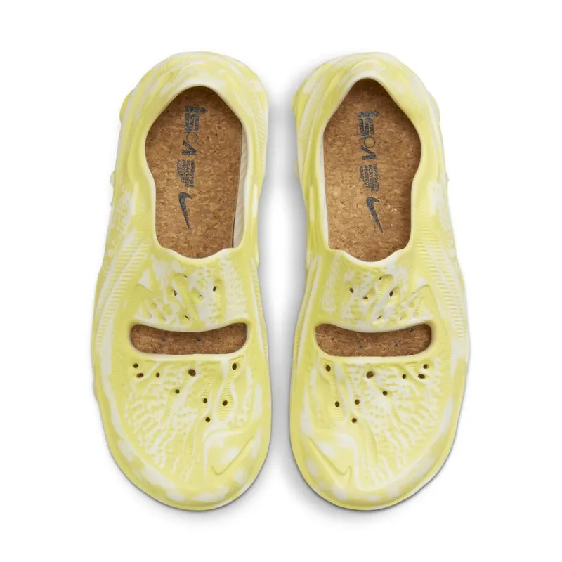 Nike ISPA Universal ‘Natural’ (DM0886-102)