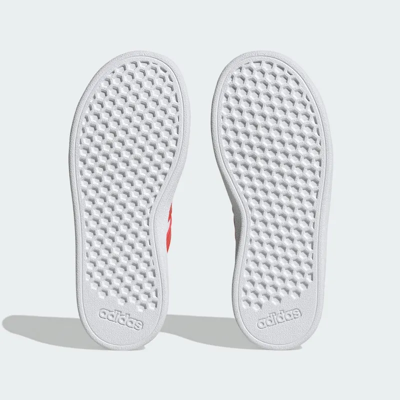 adidas Grand Court met Elastische Veters en Klittenband Cloud White / Bright Red / Core Black (IG4840)