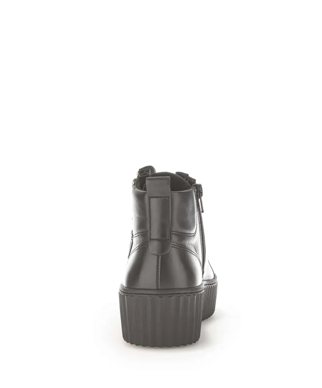 Gabor Hoge sneakers Zwart (23.210.37)