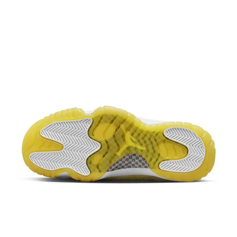 Air Jordan 11 Low WMNS ‘Yellow Snakeskin’ White / Tour Yellow-Sail (AH7860-107)