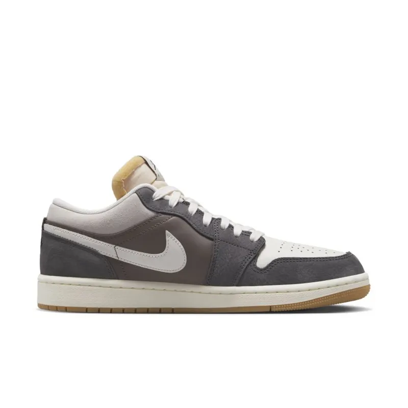 Air Jordan 1 Low ‘SNKRS Day’ Korea (FD0399-004)