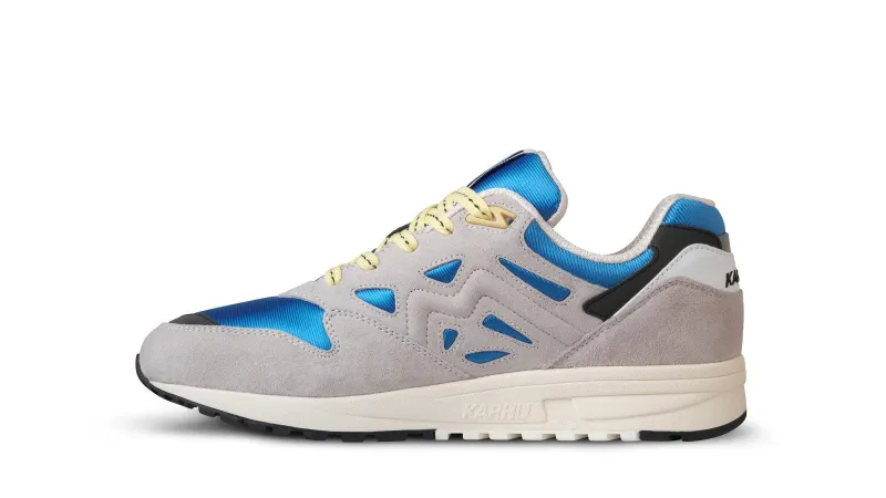 Karhu Legacy 96 – Lunar Rock / Campanula (F806008)
