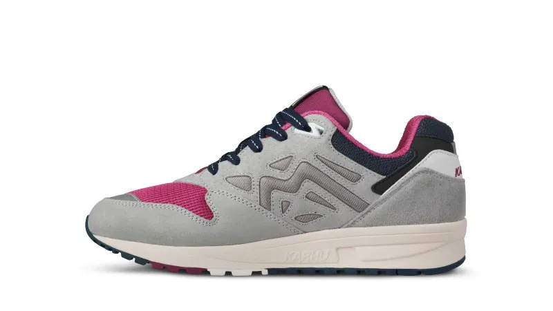 Karhu Legacy 96 – Gray Violet / Very Berry (F806010)