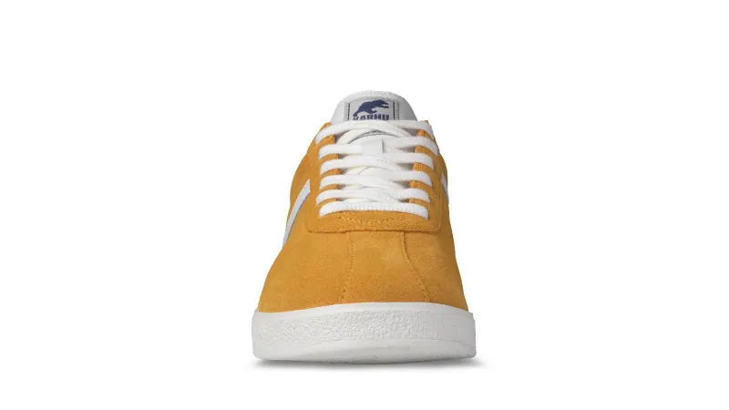 Karhu Trampas – Golden Rod / Bright White (F809013)