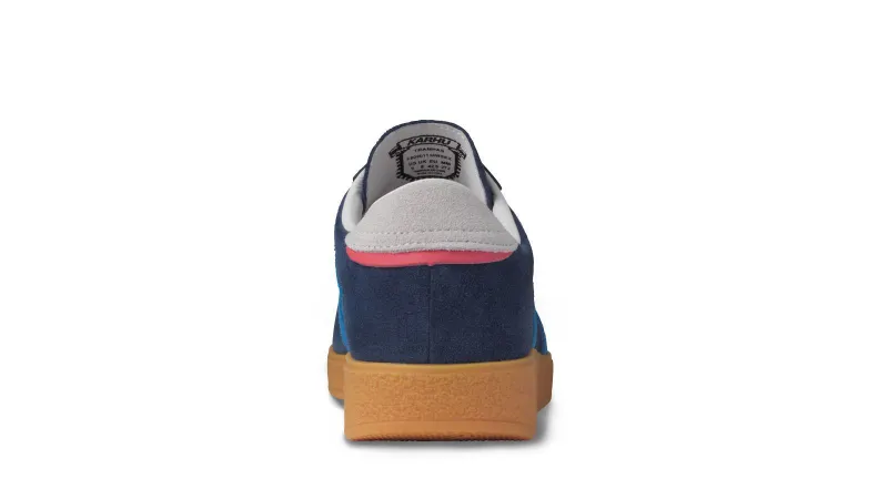 Karhu Trampas – Ensign Blue / Azure Blue (F809011)