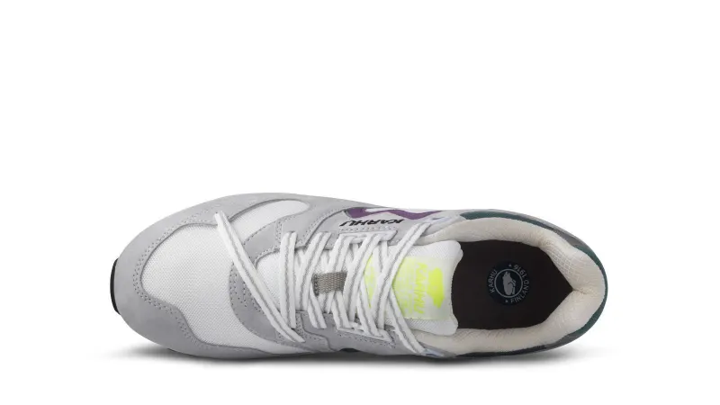 Karhu Synchron Classic – Dawn Blue / Violet (F802658)