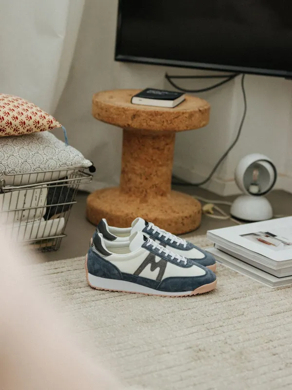 Karhu Mestari – Flint Stone / Frost Gray (F805045)