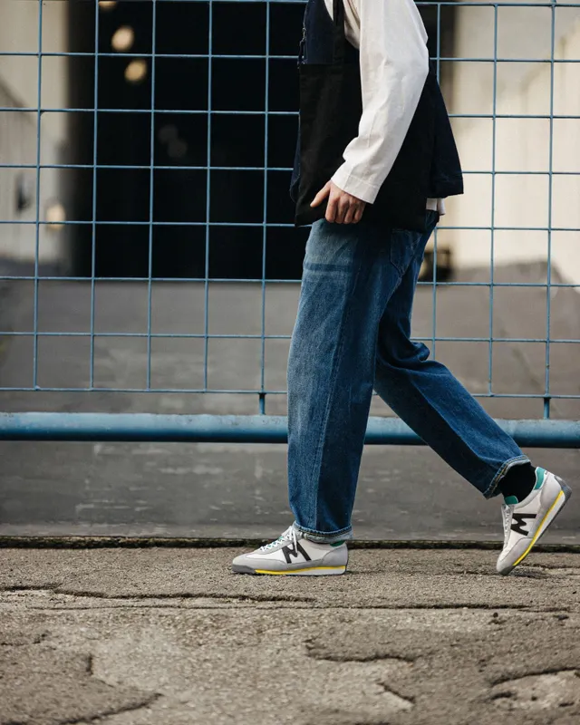 Karhu Mestari – Dawn Blue / Jet Black (F805046)