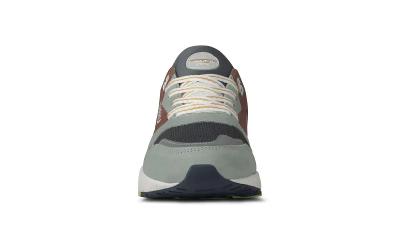Karhu Aria 95 – Pigeon / Doe (F803087)