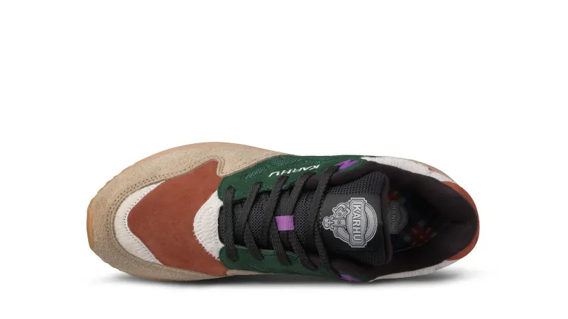 Karhu Legacy 96 X Hanon ”highland Games” – Smoke Gray / Trekking Green (F806028)