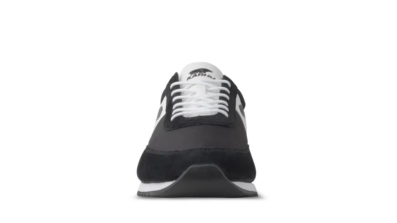 Karhu Albatross 82 – Black / White (F802519)