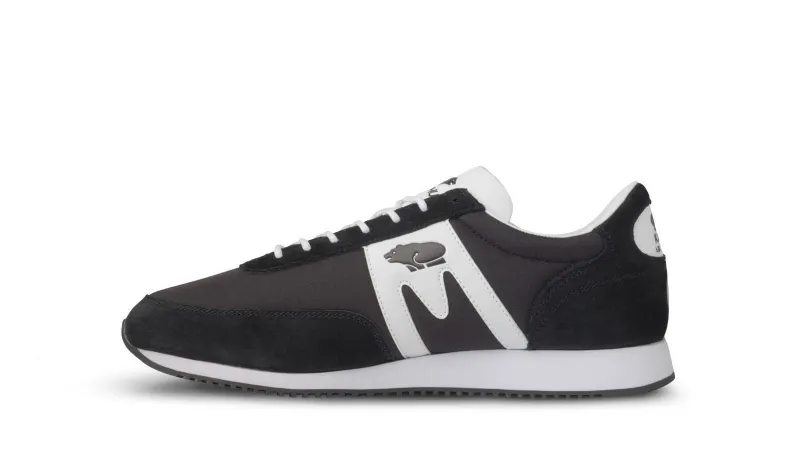 Karhu Albatross 82 – Black / White (F802519)