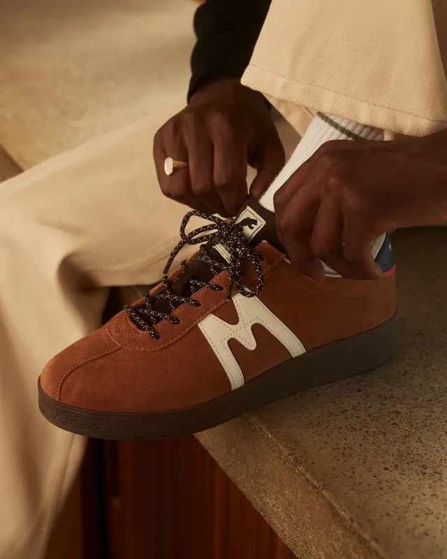 Karhu Trampas – Brown Sugar / Bright White (F809029)