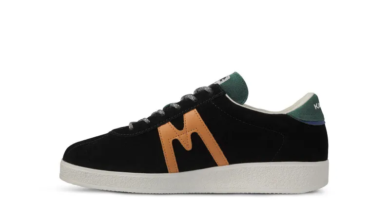 Karhu Trampas – Jet Black / Desert Sun (F809030)