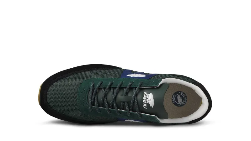 Karhu Albatross 82 – Jet Black / Sodalite Blue (F807035)