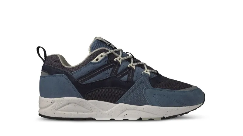 Karhu Fusion 2.0 – China Blue / India Ink (F804136)