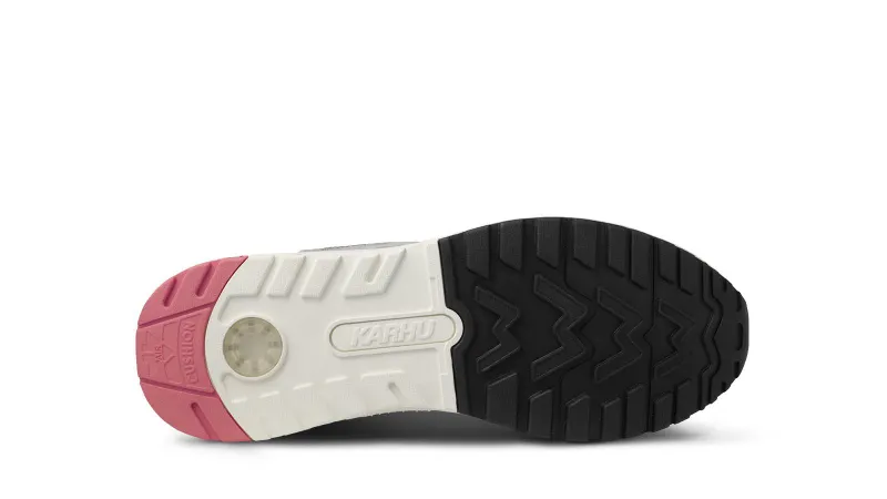 Karhu Legacy 96 – Abbey Stone / Sleet (F806038)