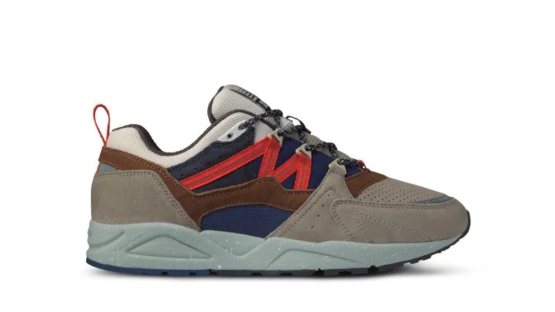 Karhu Fusion 2.0 – Abbey Stone / Beaver Fur (F804135)