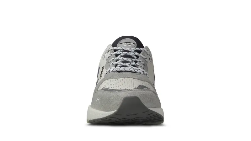 Karhu Aria 95 – Pigeon / China Blue (F803092)