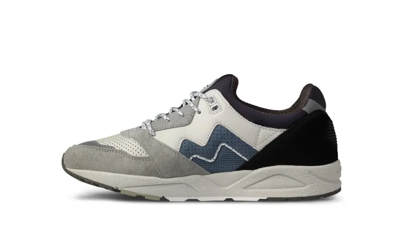 Karhu Aria 95 – Pigeon / China Blue (F803092)
