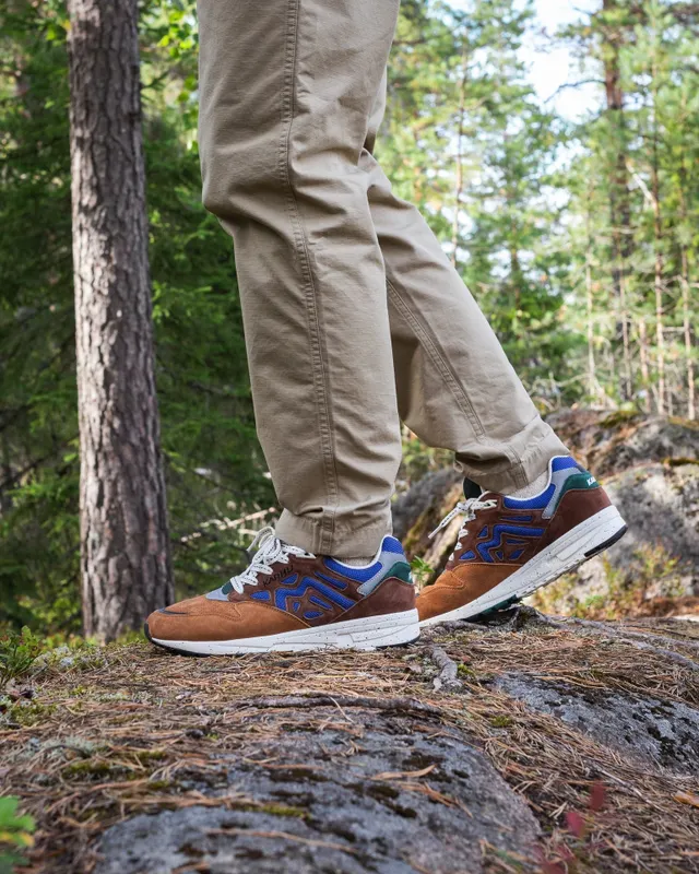 Karhu Legacy 96 “trees Of Finland” Pack – Aztec / Sodalite Blue (F806037)