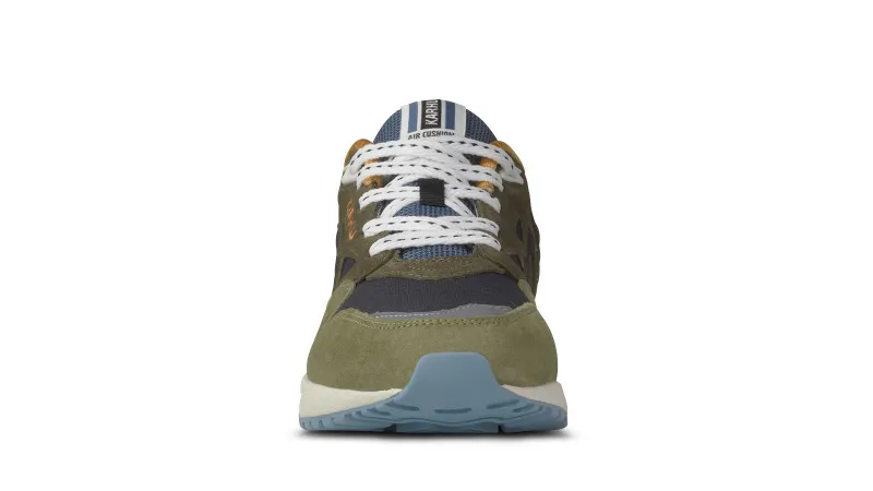 Karhu Legacy 96 “trees Of Finland” Pack – Green Moss / India Ink (F806040)