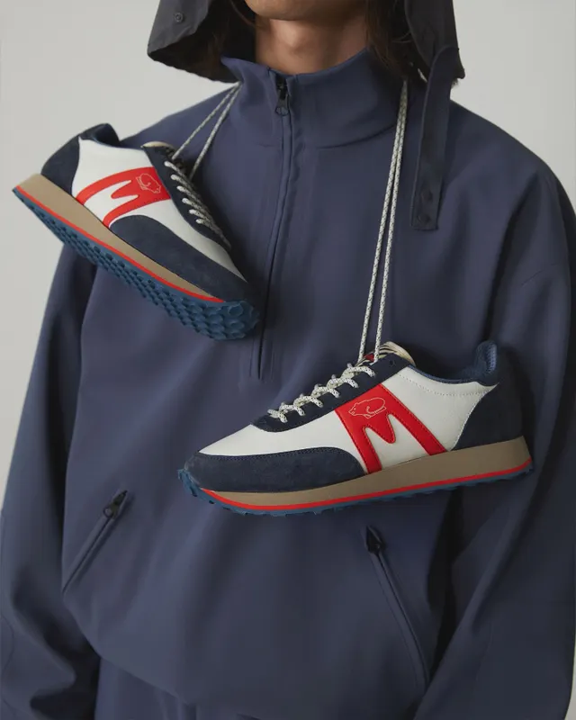 Karhu Albatross Control – India Ink / Cherry Tomato (F820001)