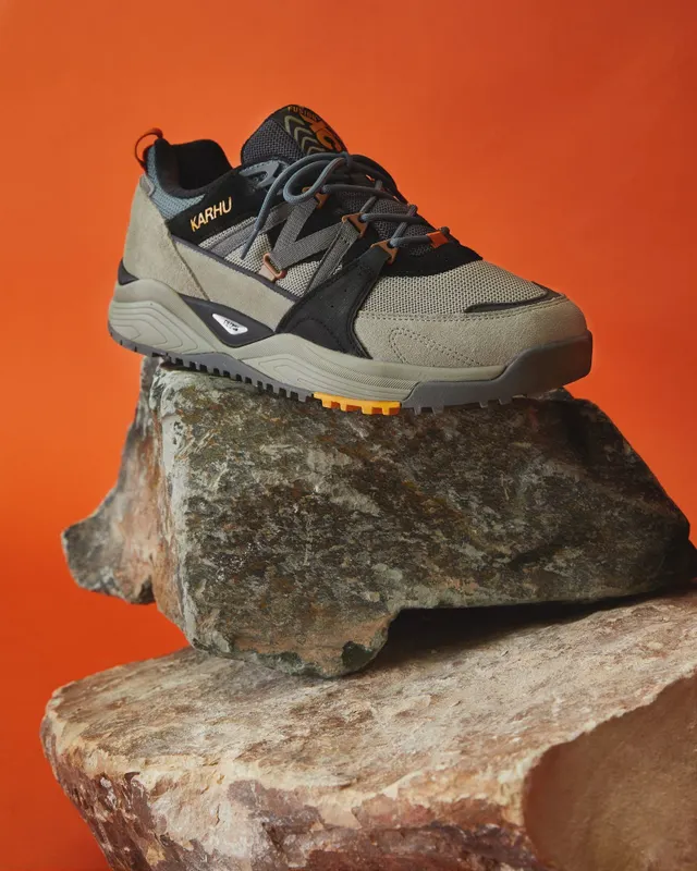 Karhu Fusion Xc – Abbey Stone / Gunmetal (F830002)