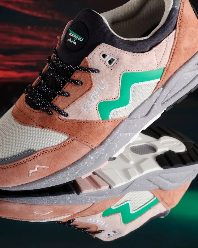 Karhu Aria 95 “northern Lights” Pack – Cork / Blarney (F803091)