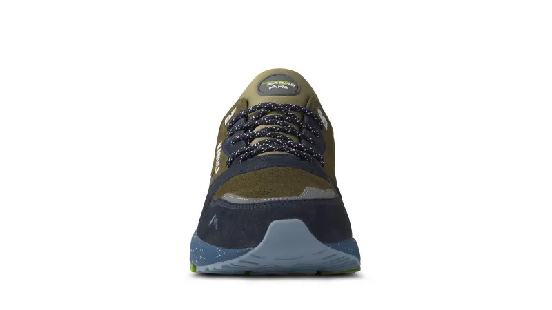 Karhu Aria 95 “northern Lights” Pack – India Ink / Dark Olive (F803089)
