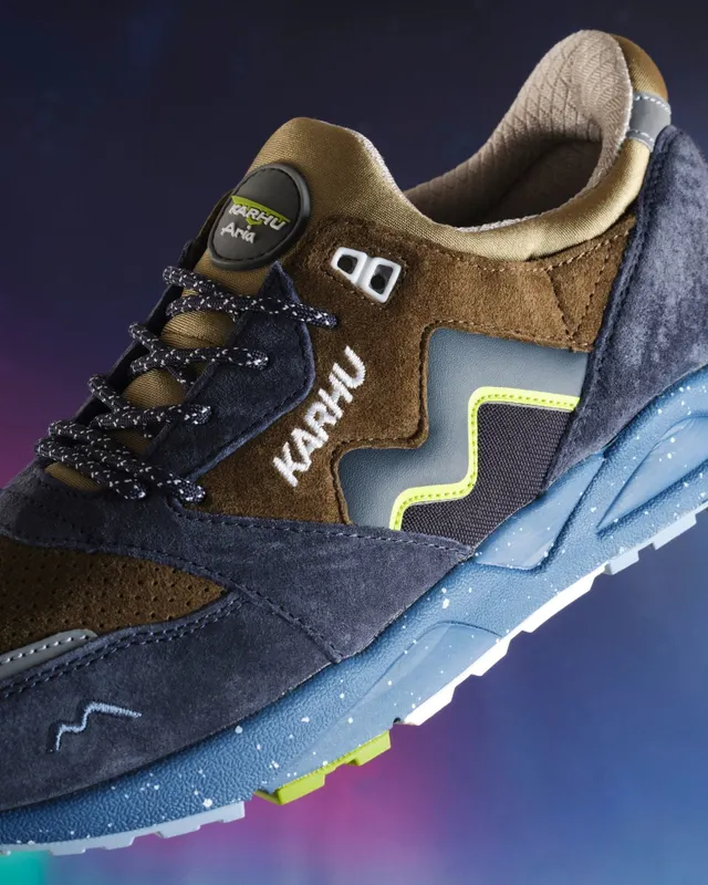 Karhu Aria 95 “northern Lights” Pack – India Ink / Dark Olive (F803089)