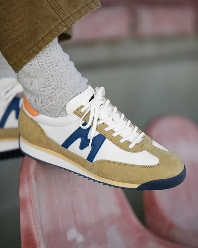 Karhu Mestari – Curry / True Navy (F805056)
