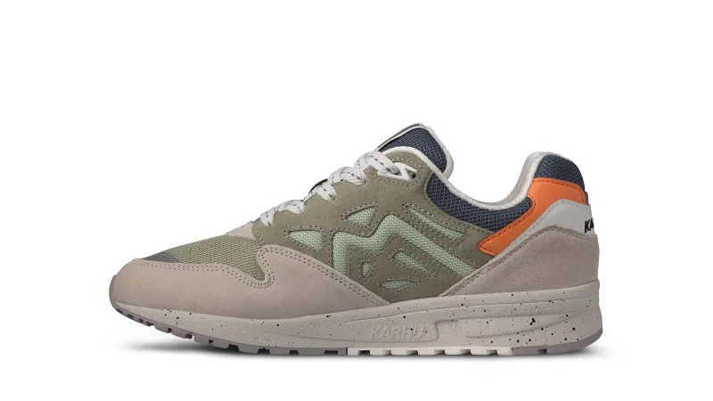 Karhu Legacy 96 – Rainy Day / Celadon Green (F806047)