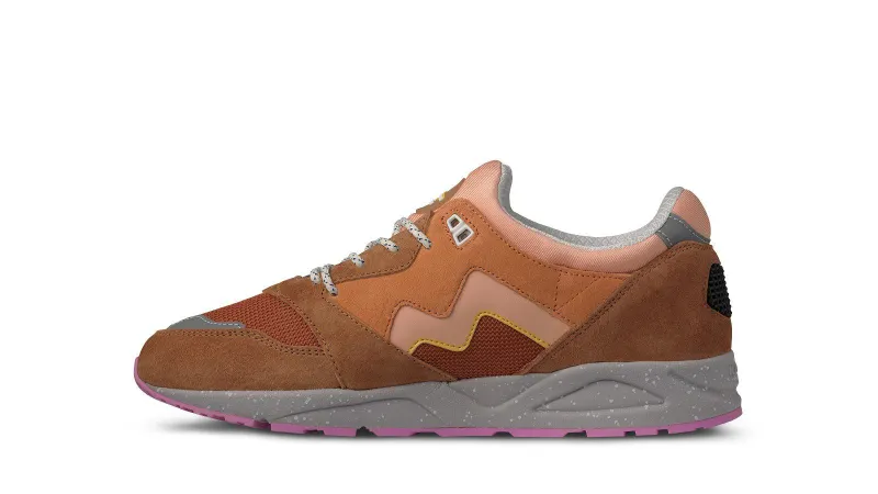 Karhu Aria 95 – Brown Sugar / Almost Apricot (F803096)
