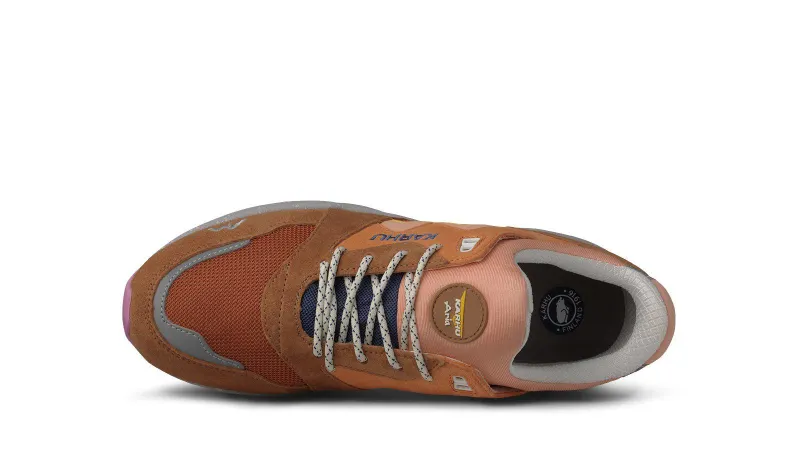 Karhu Aria 95 – Brown Sugar / Almost Apricot (F803096)
