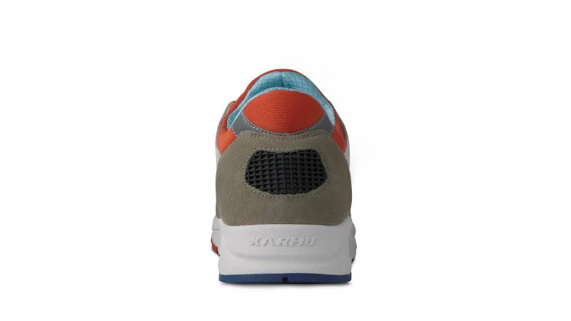 Karhu Aria 95 “the Forest Rules” Pack – Abbey Stone / Silver (F803095)
