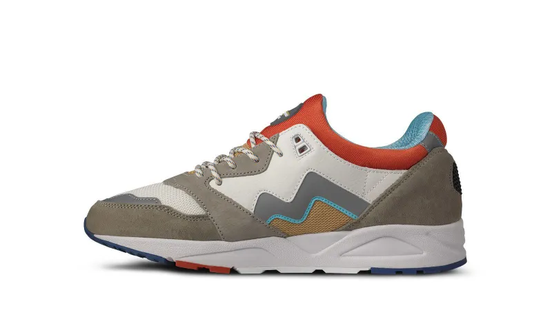 Karhu Aria 95 “the Forest Rules” Pack – Abbey Stone / Silver (F803095)