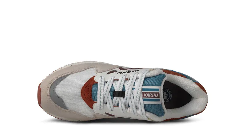 Karhu Legacy 96 – Rainy Day / Java (F806050)