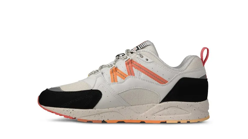 Karhu Fusion 2.0 – Jet Black / Canyon Sunset (F804142)
