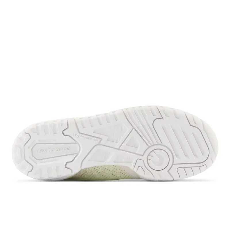 New Balance 550 Sea Salt / Fatigue Green / Turtledove (BBW550V1-43970)