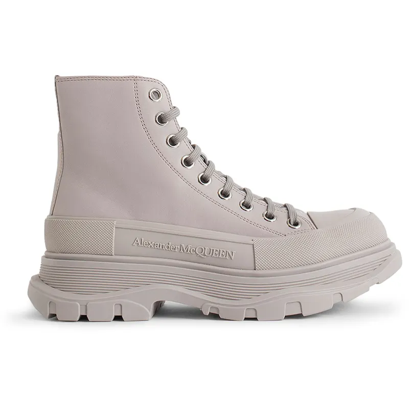 Alexander McQueen Tread Slick Boot Grey (Women’s) (702041WHZ621626)