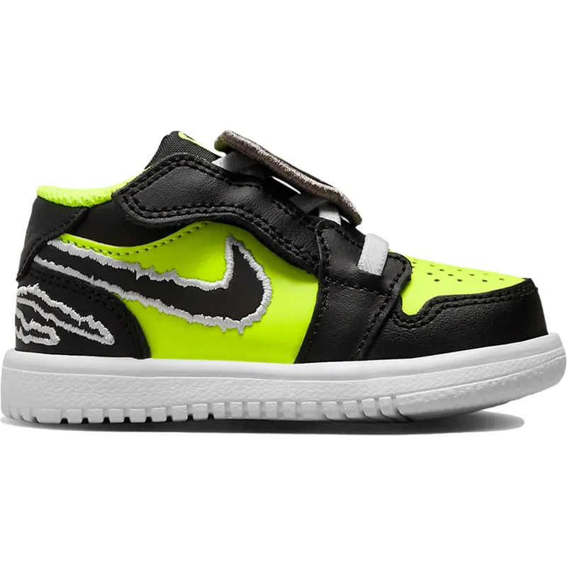 Jordan 1 Low Alt SE Black Cat Volt (TD) (DX6668-701)