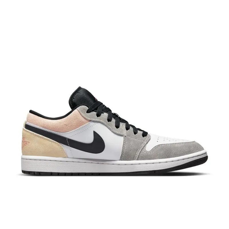 Jordan 1 Low SE Flight Club (DX4334-008)