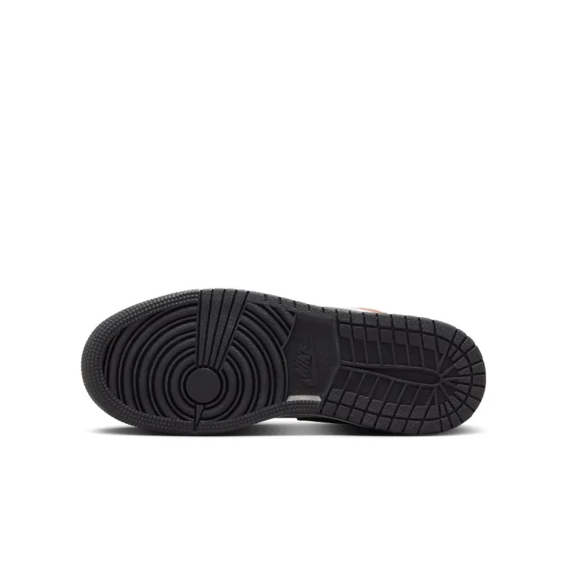 Jordan 1 Low SE Flight Club (GS) (DX4374-008)