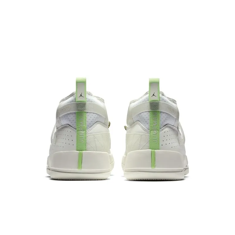 Jordan Proto 32.9 Sail White (CN5747-100)